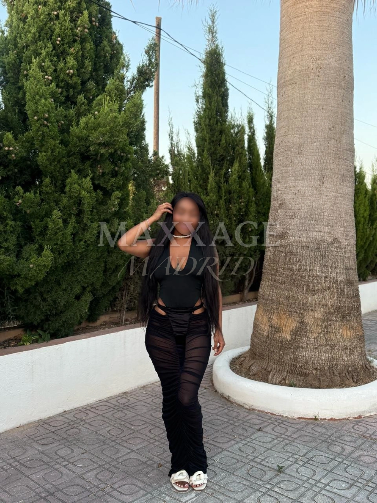 Electra escort colombiana Madrid Maxxage Madrid