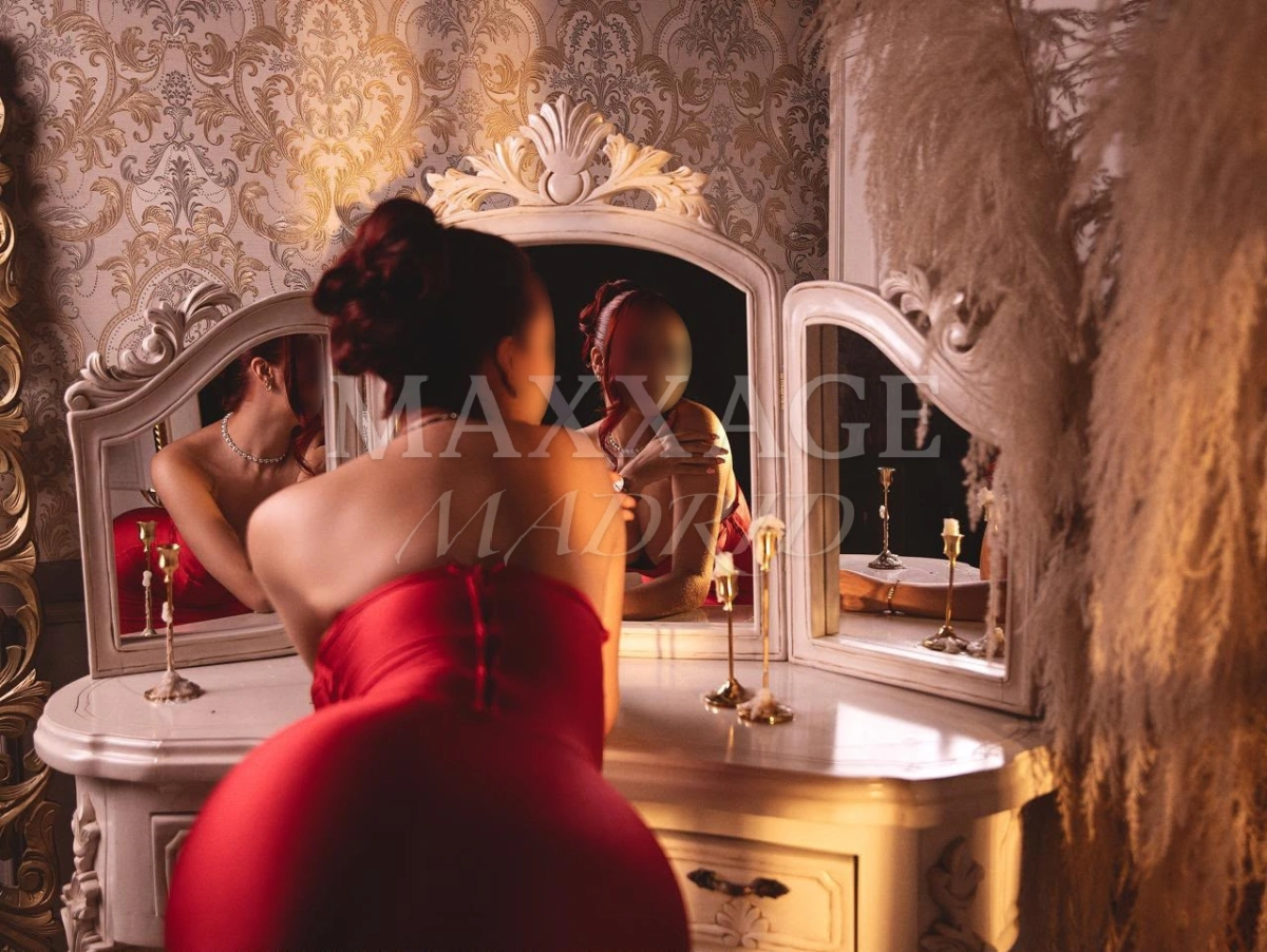 Sofia escort colombiana Madrid Maxxage Madrid